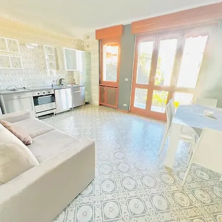 Hope 10 - Vista Mare Con Terrazzo شقة